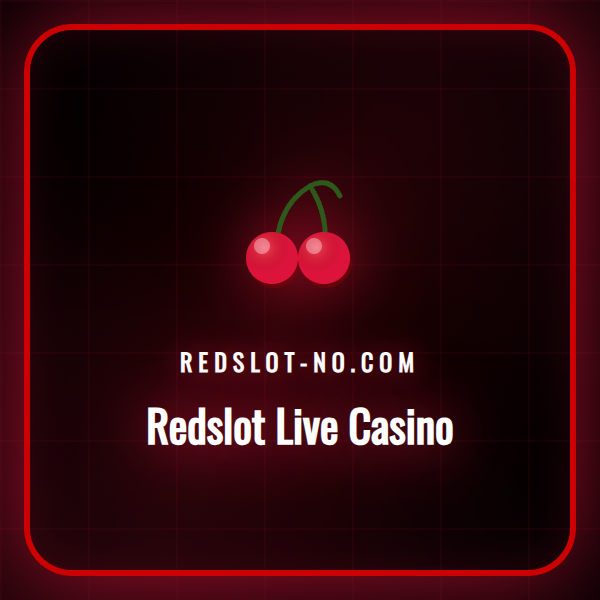 En profesjonell live dealer som smiler ved et blackjack-bord på Redslot Live Casino, med kort og sjetonger synlig.